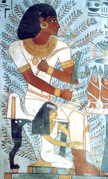 上图:古埃及第十八王朝阿蒙霍特普二世(Amenhotep II,主前1439-1413年)的贵族Sennefer穿戴的细麻衣和金链。